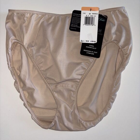 Vanity Fair Cool Essentials Beige Hi Cut Brief Panty Panties Size 7 - Picture 1 of 6